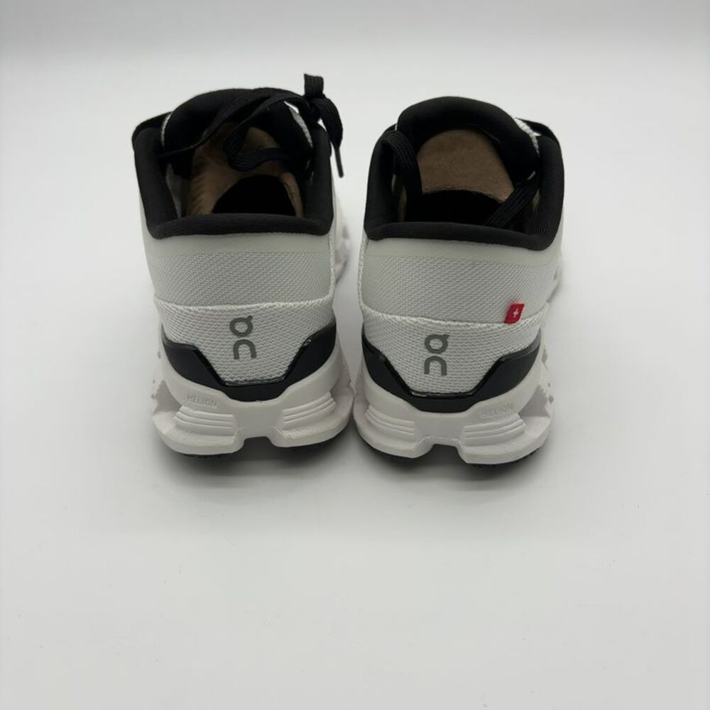 On Running Cloud X White and Black Womens Running Shoes - Picture 4 of 7